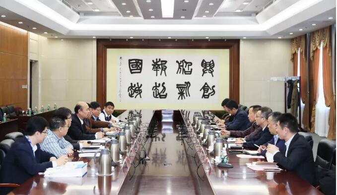 冯永强会见上海电气集团副总裁吕亚臣、陈干锦一行 