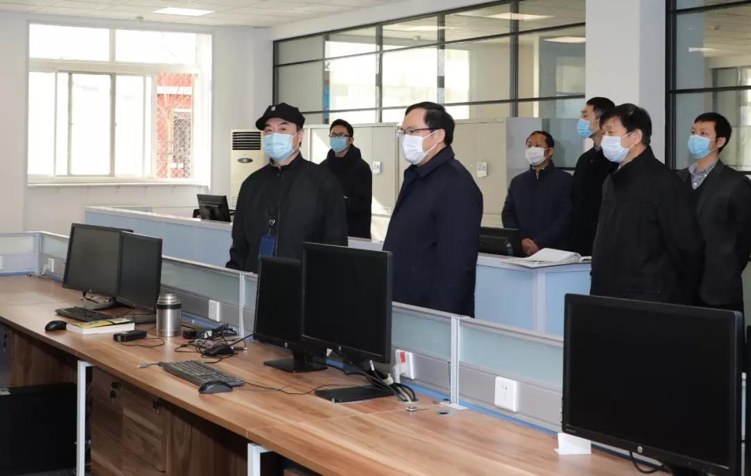 杨金成到七院、七一四所检查指导疫情防控和复工复产工作